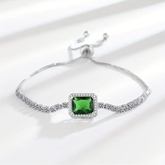 North Jewelry Jewelry - 925 Sterling Silver Vintage Luxury Green Stone Bracelet By North Jewelry